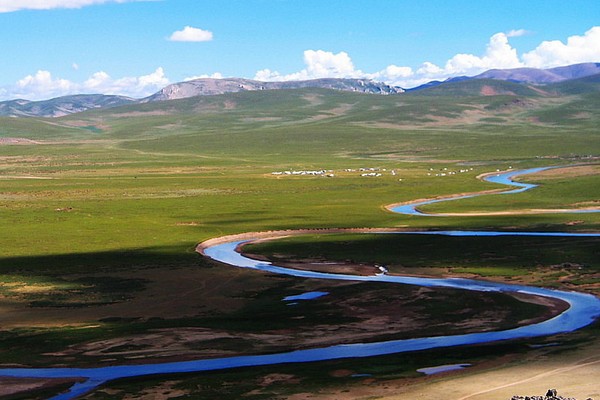 青藏高原已经逐渐开始从“冷”到“暖”，从“干”到“湿”